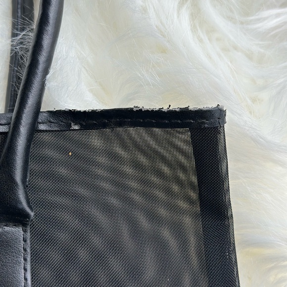 Burberry Fragrances Black Mesh Tote Bag. - Picture 4 of 7